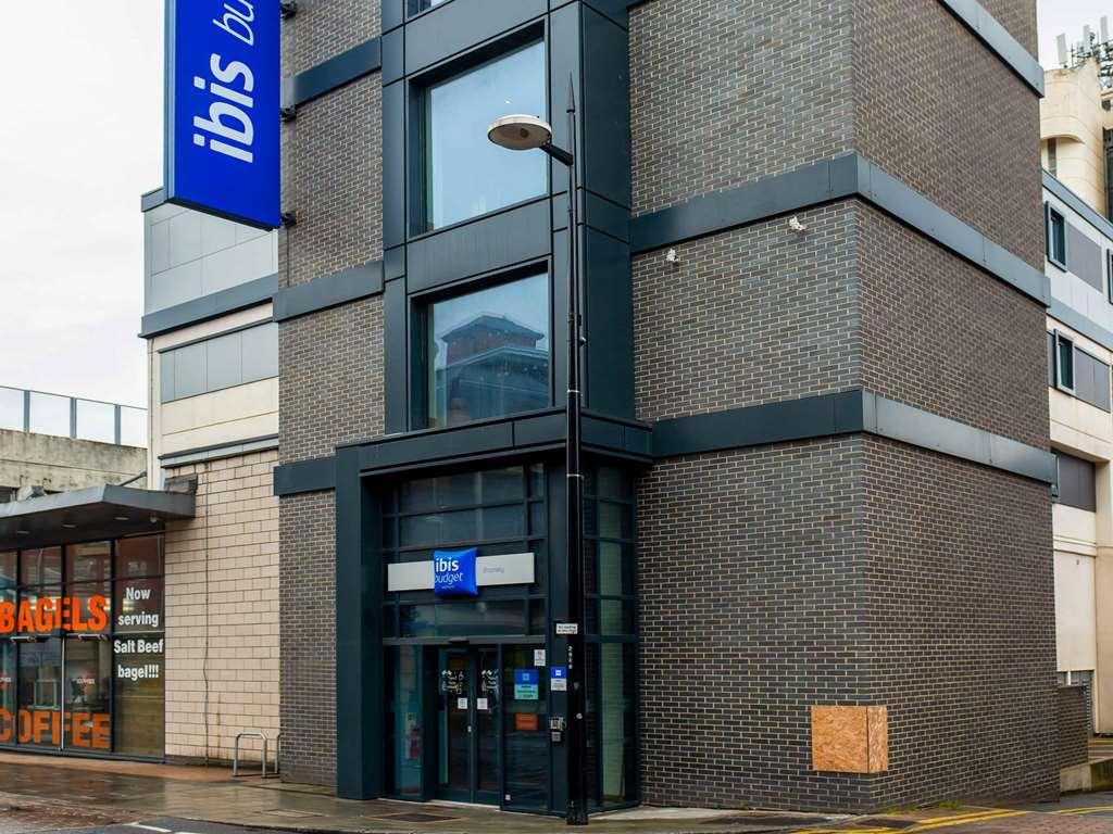 Ibis Budget London Bromley Exterior photo