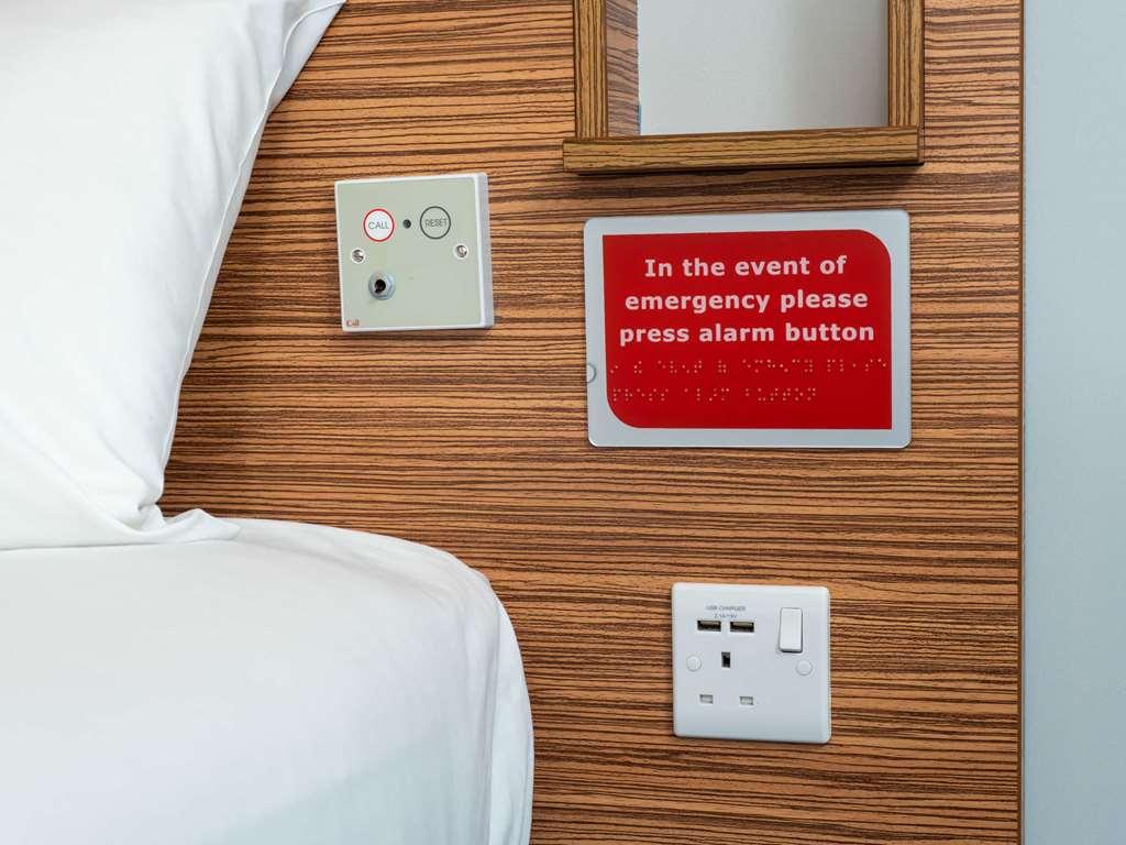 Ibis Budget London Bromley Facilities photo