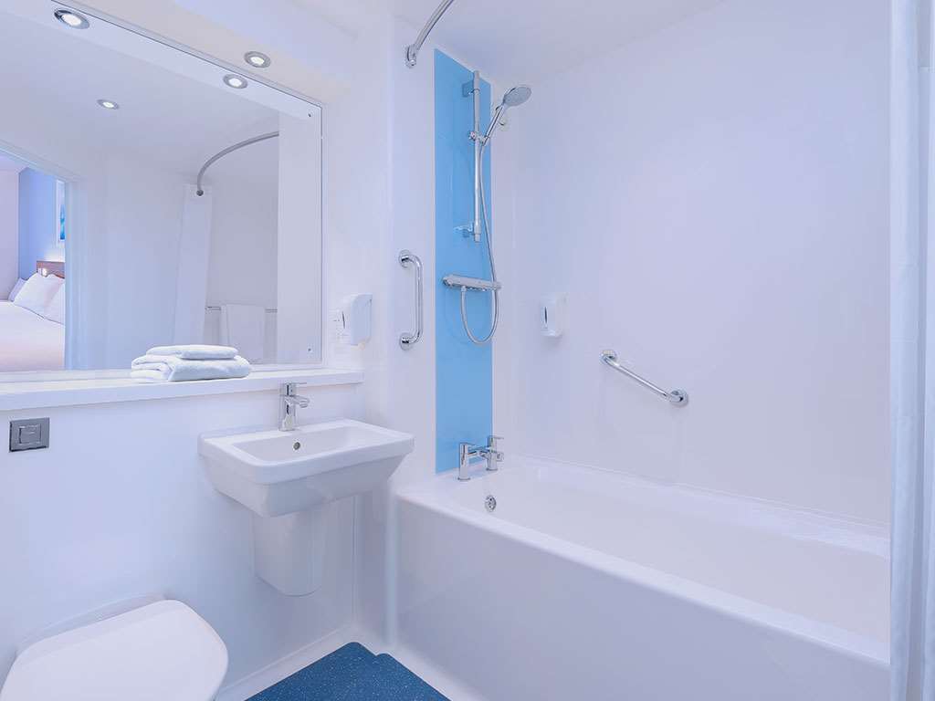 Ibis Budget London Bromley Room photo
